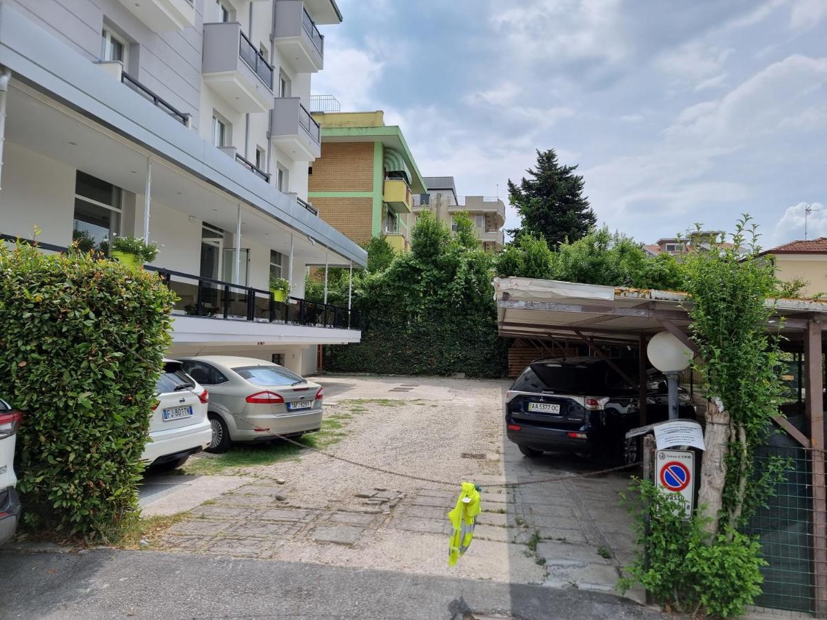 Beach Hotel Clerice Rimini Ngoại thất bức ảnh