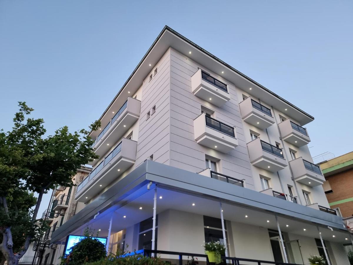 Beach Hotel Clerice Rimini Ngoại thất bức ảnh