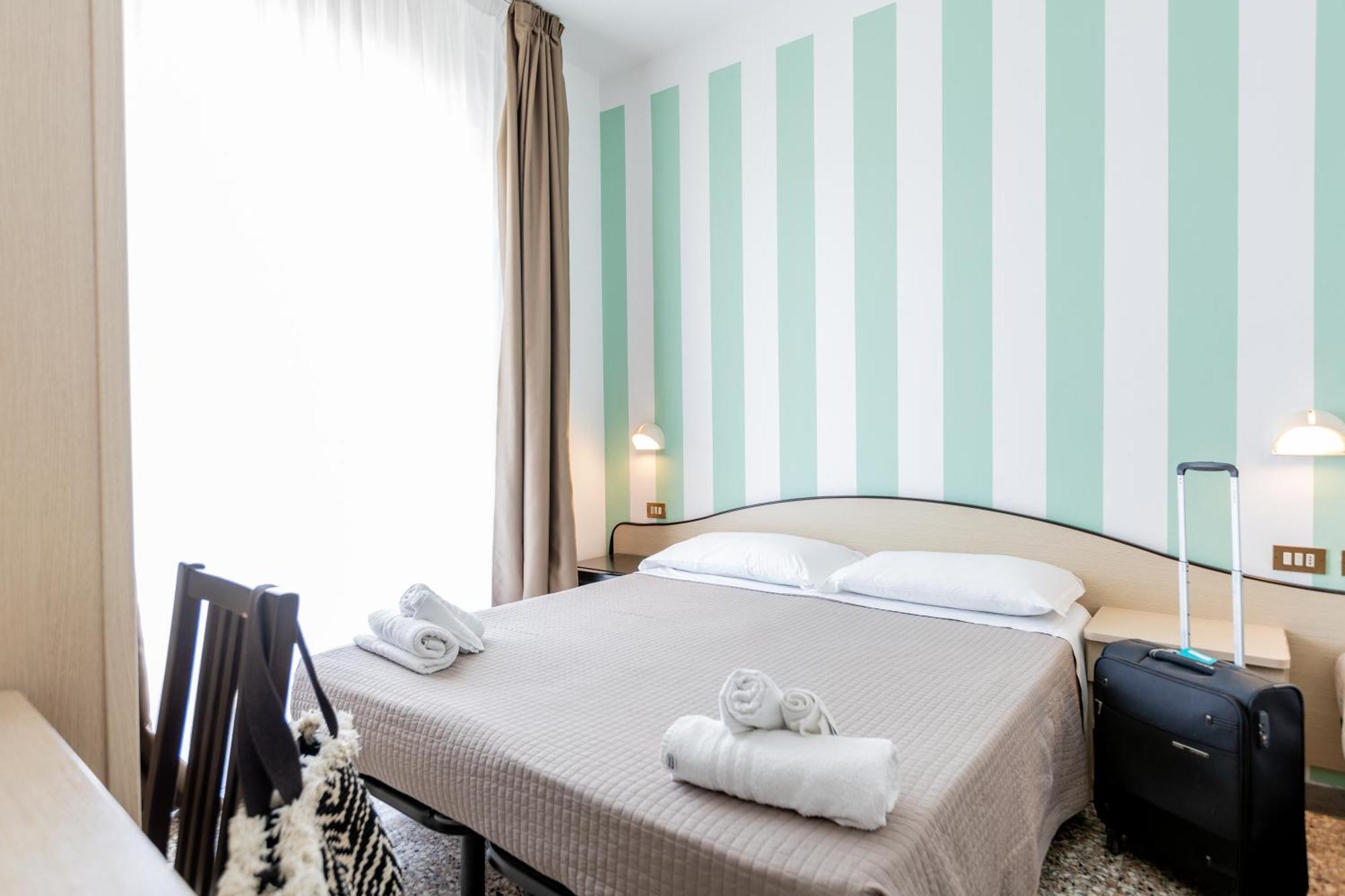 Beach Hotel Clerice Rimini Ngoại thất bức ảnh