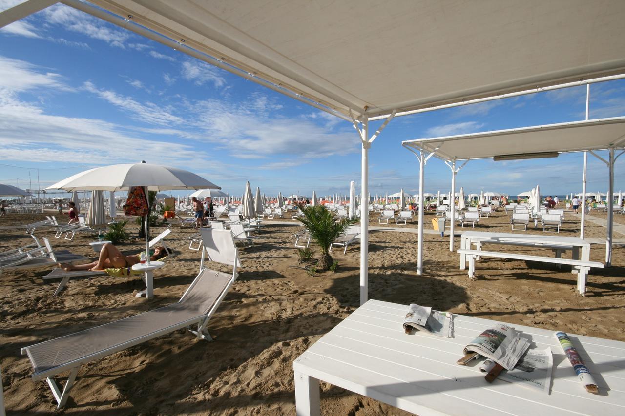 Beach Hotel Clerice Rimini Ngoại thất bức ảnh