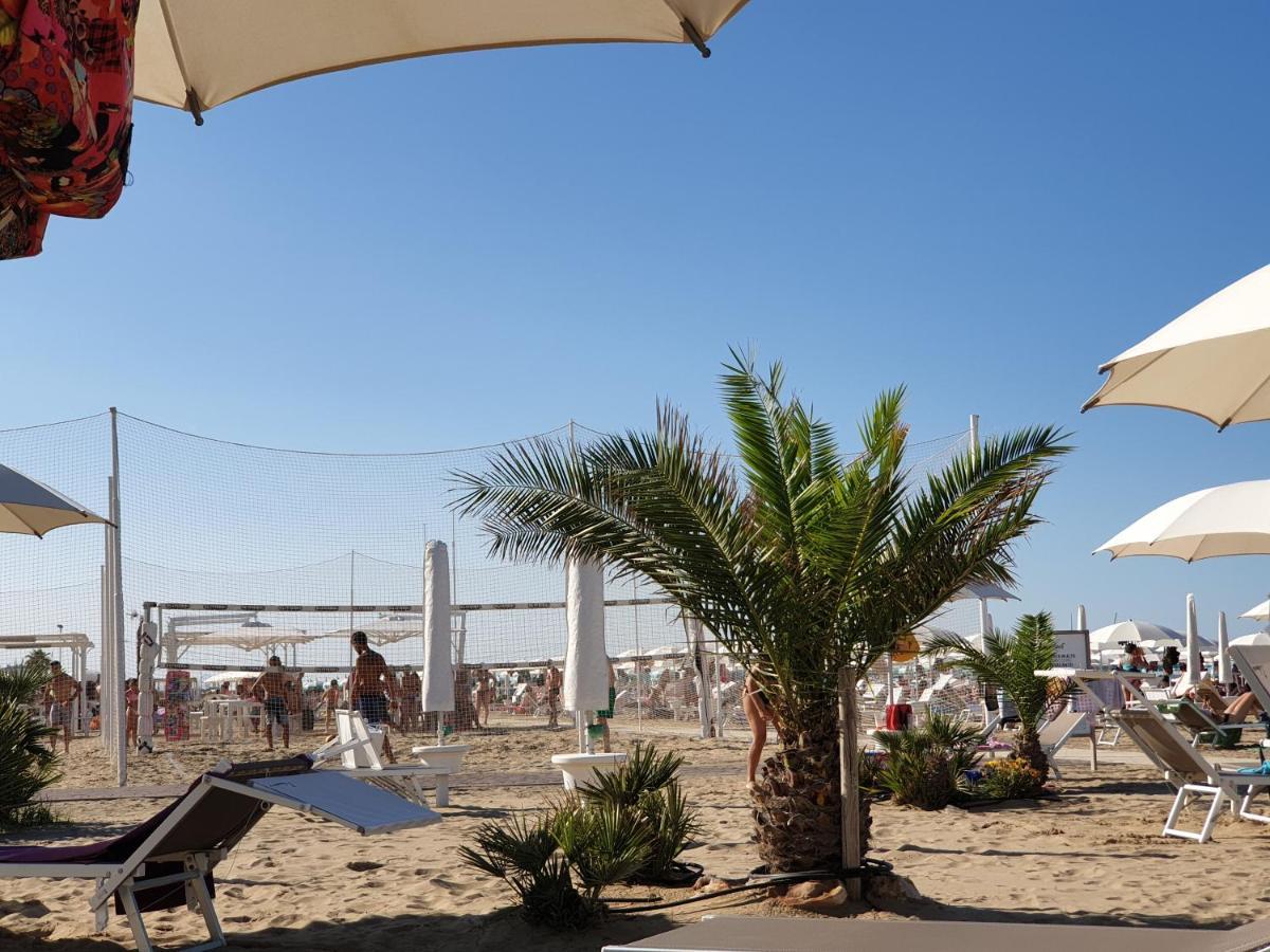 Beach Hotel Clerice Rimini Ngoại thất bức ảnh
